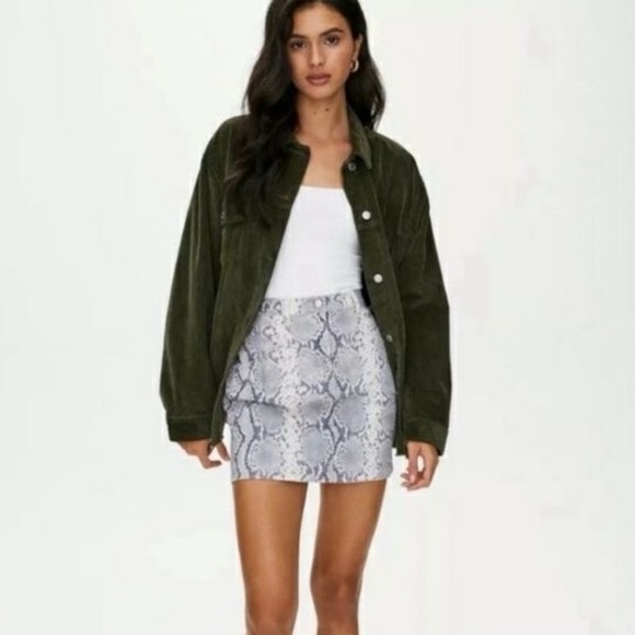 Wilfred Free | Kelsey Python Denim Mini Skirt Pockets - Picture 13 of 14